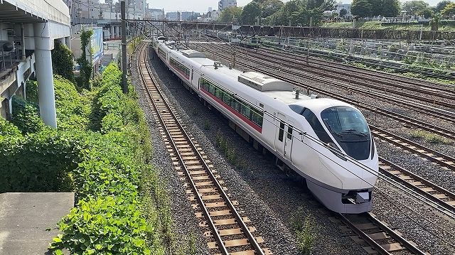 常磐線グリーン車のトイレ